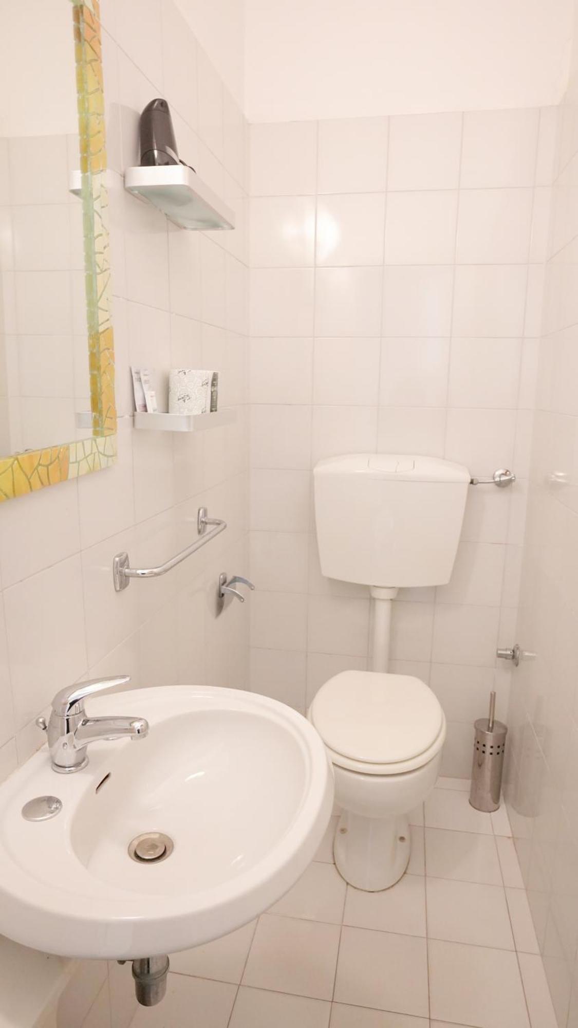 A Casa Di Mario E Nene Bed & Breakfast Viareggio Exterior photo