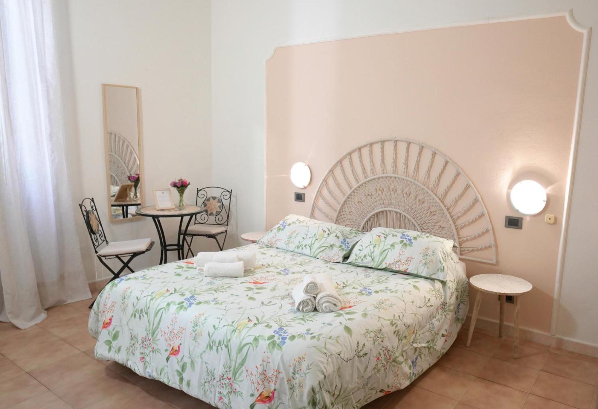 A Casa Di Mario E Nene Bed & Breakfast Viareggio Exterior photo